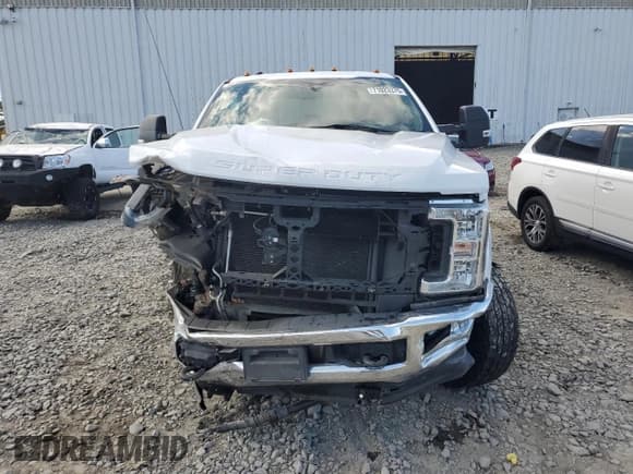 ✅ 2019 Ford F-250 XL • VIN: 1FT7X2B66KEC85509 • Lot: 71023375. Listed on Copart with Not provided. Free auction sales archive from the USA and detailed vehicle history report at DreamBid. Image 5.