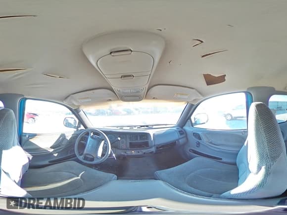 ✅ 1999 Dodge Dakota SLT • VIN: 1B7GL22X5XS321879 • Lot: 84015834. Wystawiony na Copart z przebiegiem 210 252 mil. Bezpłatny archiwum sprzedaży aukcyjnych z USA i szczegółowy raport historii pojazdu na DreamBid. Zdjęcie 13.