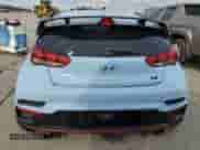 2020 Hyundai Veloster z VIN KMHT36AH7LU003918, wystawiony jako Copart lot #84159544 z przebiegiem 89 482 mil mil oraz Czysty tytuł • Clean title. Historia ofert i sprzedaży dostępna na DreamBid. Obrazek 6.