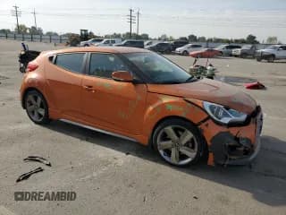 ✅ 2013 Hyundai Veloster Turbo • VIN: KMHTC6AE3DU174124 • Lot: 75674614. Wystawiony na Copart z przebiegiem 105 724 mil. Bezpłatny archiwum sprzedaży aukcyjnych z USA i szczegółowy raport historii pojazdu na DreamBid. Zdjęcie 4.