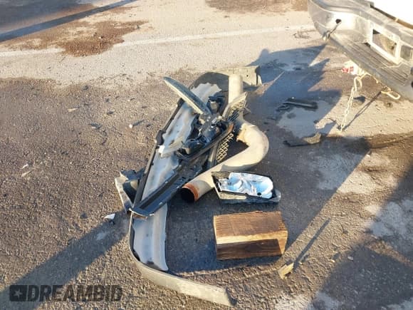 ✅ 2006 Chevrolet Silverado 2500HD LT1 • VIN: 1GCHK23D06F264669 • Lot: 41106561. Listed on IAAI with Not provided. Free auction sales archive from the USA and detailed vehicle history report at DreamBid. Image 12.