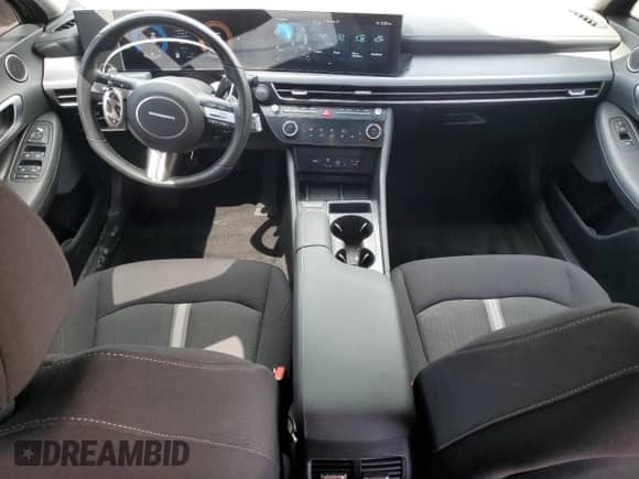 2024 Hyundai Sonata SEL z VIN KMHL34JJ0RA095763, wystawiony jako Copart lot #69824085 z przebiegiem 22 337 mil mil oraz Szkoda całkowita • Salvage title. Historia ofert i sprzedaży dostępna na DreamBid. Obrazek 8.