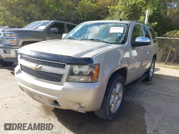 ✅ 2008 Chevrolet Tahoe 2LT • VIN: 1GNFC130X8R138758 • Lot: 43569615. Listed on IAAI with 210,011 mi. Free auction sales archive from the USA and detailed vehicle history report at DreamBid. Image 2.