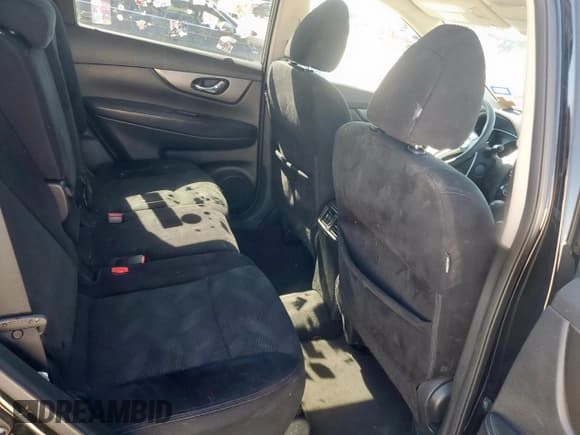 ✅ 2015 Nissan Rogue SV • VIN: 5N1AT2MT4FC806468 • Lot: 86081885. Listed on Copart with 112,158 mi. Free auction sales archive from the USA and detailed vehicle history report at DreamBid. Image 11.