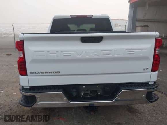 ✅ 2019 Chevrolet Silverado 1500 LT • VIN: 1GCPWCEK5KZ323905 • Lot: 43688496. Wystawiony na IAAI z przebiegiem 152 180 mil. Bezpłatny archiwum sprzedaży aukcyjnych z USA i szczegółowy raport historii pojazdu na DreamBid. Zdjęcie 15.