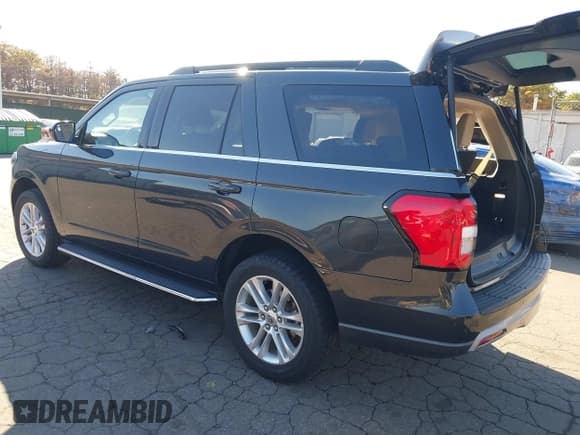 ✅ 2022 Ford Expedition XLT • VIN: 1FMJU1JT6NEA44050 • Lot: 43527237. Listed on IAAI with 39,650 mi. Free auction sales archive from the USA and detailed vehicle history report at DreamBid. Image 3.