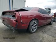 ✅ 2022 Dodge Challenger R/T • VIN: 2C3CDZBT5NH206872 • Lot: 47214964. Wystawiony na Copart z przebiegiem 7 200 mil. Bezpłatny archiwum sprzedaży aukcyjnych z USA i szczegółowy raport historii pojazdu na DreamBid. Zdjęcie 3.