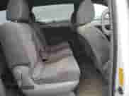 2009 Toyota Sienna LE z VIN 5TDZK23C19S276104, wystawiony jako Copart lot #81915145 z przebiegiem 261 254 mil mil oraz Szkoda całkowita • Salvage title. Historia ofert i sprzedaży dostępna na DreamBid. Obrazek 11.