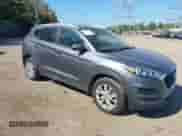 ✅ 2019 Hyundai Tucson Value • VIN: KM8J3CA44KU997932 • Lot: 43207015. Wystawiony na IAAI z przebiegiem 76 383 mil mil. Skorzystaj z bezpłatnego archiwum sprzedaży aukcyjnych z USA i zobacz szczegółowy raport historii pojazdu na DreamBid. Zdjęcie 1.