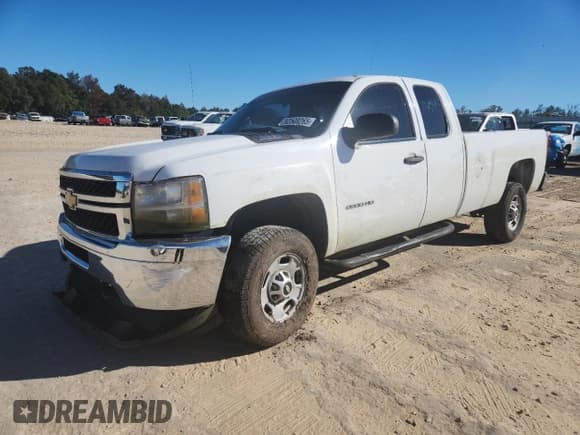 ✅ 2013 Chevrolet Silverado 2500HD Work Truck • VIN: 1GC2KVCG2DZ195657 • Лот: 92508265. Опубликован ранее на Copart с пробегом 161 338 миль. Бесплатный доступ к архиву аукционных продаж из США и подробный отчёт об истории автомобиля на DreamBid. Изображение 1.