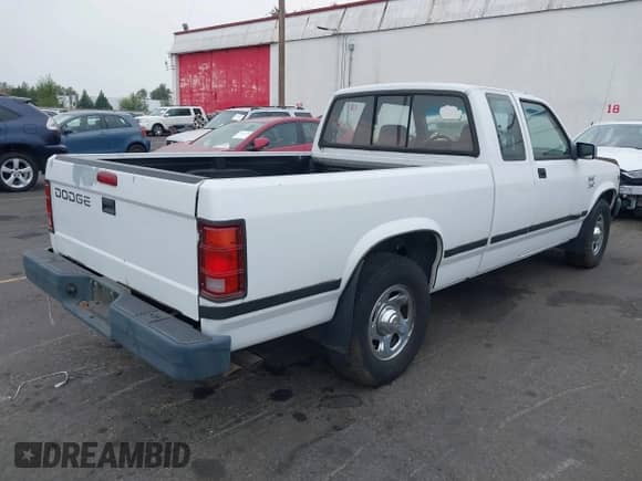 1995 Dodge Dakota с VIN 1B7GL23Y4SW935962, выставлен на аукционе IAAI как лот 43144194 с пробегом 164 199 миль миль и . История ставок и продаж доступна на DreamBid. Изображение 4.