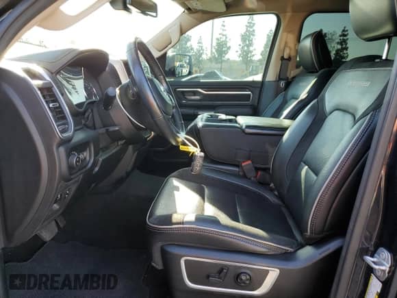 2020 Ram 1500 Laramie с VIN 1C6RREJT3LN193309, выставлен на аукционе Copart как лот 50791455 с пробегом 67 979 миль миль и Списание • Salvage title. История ставок и продаж доступна на DreamBid. Изображение 7.