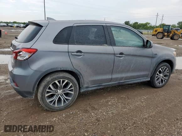 2019 Mitsubishi Outlander SE with VIN JA4AP4AU2KU022810, listed as a Copart auction lot 70257285 with 57,817 mi miles and Salvage title. Bid and sale history available at DreamBid. Image 3.