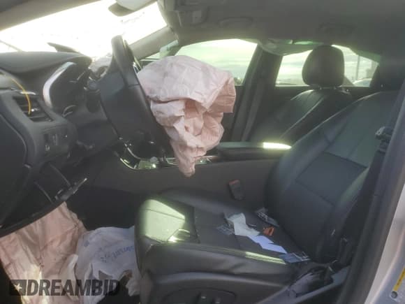 ✅ 2019 Chevrolet Impala LT • VIN: 1G11Z5S36KU104978 • Lot: 82776895. Wystawiony na Copart z przebiegiem 103 062 mil. Bezpłatny archiwum sprzedaży aukcyjnych z USA i szczegółowy raport historii pojazdu na DreamBid. Zdjęcie 7.