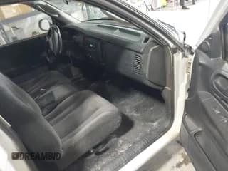 ✅ 2001 Dodge Dakota • VIN: 1B7FL26XX1S304511 • Lot: 41246101. Wystawiony na IAAI z przebiegiem 117 457 mil. Bezpłatny archiwum sprzedaży aukcyjnych z USA i szczegółowy raport historii pojazdu na DreamBid. Zdjęcie 5.