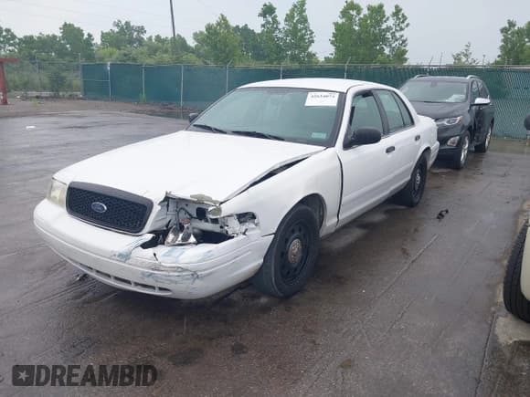 ✅ 2008 Ford Police Interceptor • VIN: 2FAFP71V08X162688 • Lot: 42634073. Listed on IAAI with 144,137 mi. Free auction sales archive from the USA and detailed vehicle history report at DreamBid. Image 2.