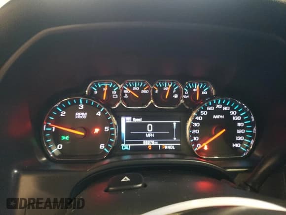 ✅ 2019 Chevrolet Silverado 1500 LT • VIN: 2GCVKPEC0K1183371 • Lot: 74982584. Wystawiony na Copart z przebiegiem 68 276 mil. Bezpłatny archiwum sprzedaży aukcyjnych z USA i szczegółowy raport historii pojazdu na DreamBid. Zdjęcie 9.