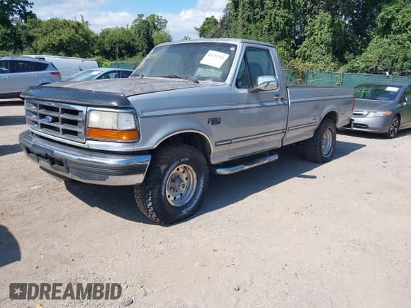 ✅ 1996 Ford F-150 • VIN: 1FTEF14NXTLB14932 • Лот: 43122753. Опубликован ранее на IAAI с пробегом 212 349 миль. Бесплатный доступ к архиву аукционных продаж из США и подробный отчёт об истории автомобиля на DreamBid. Изображение 2.