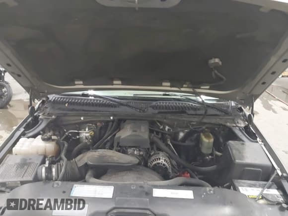 ✅ 2000 GMC Sierra 1500 SLE • VIN: 2GTEC19T3Y1302186 • Lot: 43560936. Wystawiony na IAAI z przebiegiem Nie podano. Bezpłatny archiwum sprzedaży aukcyjnych z USA i szczegółowy raport historii pojazdu na DreamBid. Zdjęcie 10.