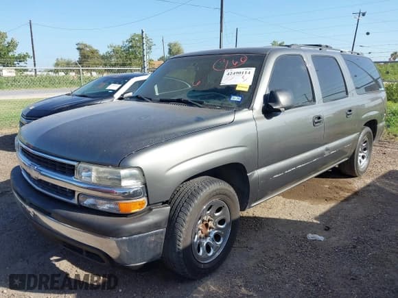 ✅ 2001 Chevrolet Suburban LS • VIN: 3GNEC16TX1G116606 • Лот: 42490114. Опубликован ранее на IAAI с пробегом 305 223 миль. Бесплатный доступ к архиву аукционных продаж из США и подробный отчёт об истории автомобиля на DreamBid. Изображение 2.