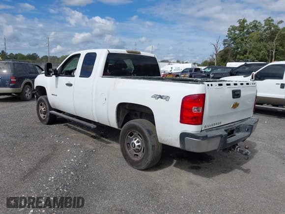 ✅ 2013 Chevrolet Silverado 2500HD Work Truck • VIN: 1GC2KVCGXDZ405969 • Лот: 43391824. Опубликован ранее на IAAI с пробегом Не указан. Бесплатный доступ к архиву аукционных продаж из США и подробный отчёт об истории автомобиля на DreamBid. Изображение 3.