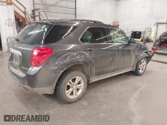✅ 2015 Chevrolet Equinox LT • VIN: 1GNFLFEK1FZ100571 • Lot: 43316269. Wystawiony na IAAI z przebiegiem 172 778 mil. Bezpłatny archiwum sprzedaży aukcyjnych z USA i szczegółowy raport historii pojazdu na DreamBid. Zdjęcie 4.