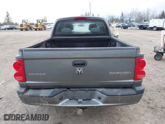 ✅ 2009 Dodge Dakota ST • VIN: 1D7HW28K79S798359 • Лот: 41534458. Опубликован ранее на IAAI с пробегом 93 235 миль. Бесплатный доступ к архиву аукционных продаж из США и подробный отчёт об истории автомобиля на DreamBid. Изображение 16.