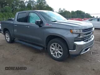 ✅ 2021 Chevrolet Silverado 1500 LTZ • VIN: 3GCUYGET2MG414226 • Lot: 43256497. Wystawiony na IAAI z przebiegiem 106 592 mil. Bezpłatny archiwum sprzedaży aukcyjnych z USA i szczegółowy raport historii pojazdu na DreamBid. Zdjęcie 1.