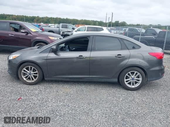 ✅ 2018 Ford Focus SE • VIN: 1FADP3F29JL240516 • Лот: 43187939. Опубликован ранее на IAAI с пробегом 144 455 миль. Бесплатный доступ к архиву аукционных продаж из США и подробный отчёт об истории автомобиля на DreamBid. Изображение 14.