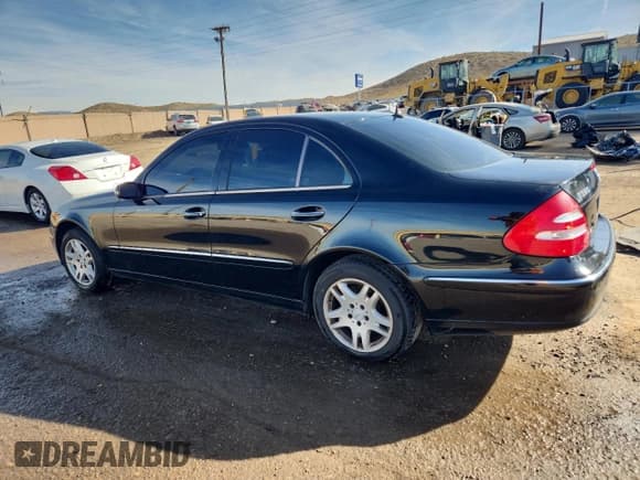 ✅ 2005 Mercedes-Benz E 320 • VIN: WDBUF65J65A698439 • Lot: 90894675. Listed on Copart with 111,639 mi. Free auction sales archive from the USA and detailed vehicle history report at DreamBid. Image 2.