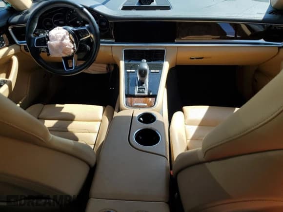 ✅ 2018 Porsche Panamera • VIN: WP0BE2A71JL160230 • Lot: 66218833. Listed on Copart with 54,165 mi. Free auction sales archive from the USA and detailed vehicle history report at DreamBid. Image 8.