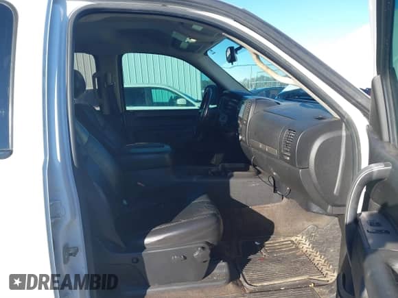 2010 Chevrolet Silverado 1500 LT с VIN 3GCXKSE27AG175213, выставлен на аукционе IAAI как лот 41622417 с пробегом 247 053 миль миль и . История ставок и продаж доступна на DreamBid. Изображение 5.