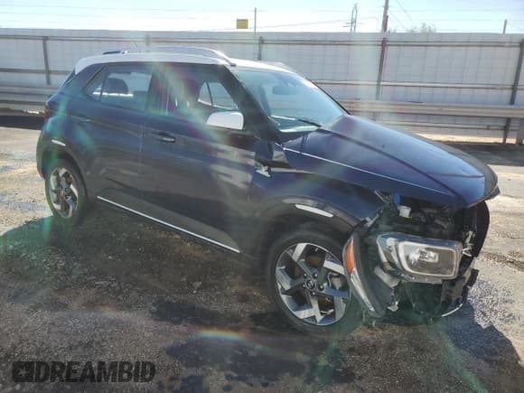 ✅ 2023 Hyundai Venue Limited • VIN: KMHRC8A32PU238419 • Lot: 81310734. Listed on Copart with 17,554 mi. Free auction sales archive from the USA and detailed vehicle history report at DreamBid. Image 4.