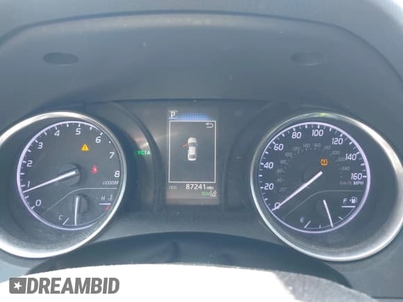 ✅ 2018 Toyota Camry LE • VIN: 4T1B11HK2JU117943 • Lot: 42799175. Wystawiony na IAAI z przebiegiem 87 241 mil. Bezpłatny archiwum sprzedaży aukcyjnych z USA i szczegółowy raport historii pojazdu na DreamBid. Zdjęcie 7.