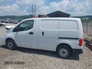 ✅ 2021 Nissan NV200 SV • VIN: 3N6CM0KN8MK693065 • Lot: 42642019. Wystawiony na IAAI z przebiegiem 41 948 mil. Bezpłatny archiwum sprzedaży aukcyjnych z USA i szczegółowy raport historii pojazdu na DreamBid. Zdjęcie 15.