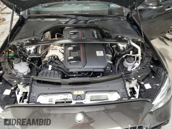 ✅ 2024 Mercedes-Benz C 63 S AMG E Performance • VIN: W1KAF8AB3RR221818 • Lot: 53712045. Wystawiony na Copart z przebiegiem 361 mil. Bezpłatny archiwum sprzedaży aukcyjnych z USA i szczegółowy raport historii pojazdu na DreamBid. Zdjęcie 11.