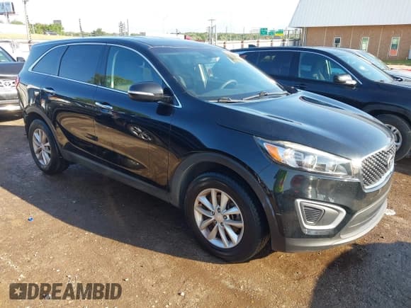 ✅ 2018 Kia Sorento LX • VIN: 5XYPG4A32JG381713 • Lot: 42886929. Wystawiony na IAAI z przebiegiem 134 212 mil. Bezpłatny archiwum sprzedaży aukcyjnych z USA i szczegółowy raport historii pojazdu na DreamBid. Zdjęcie 1.