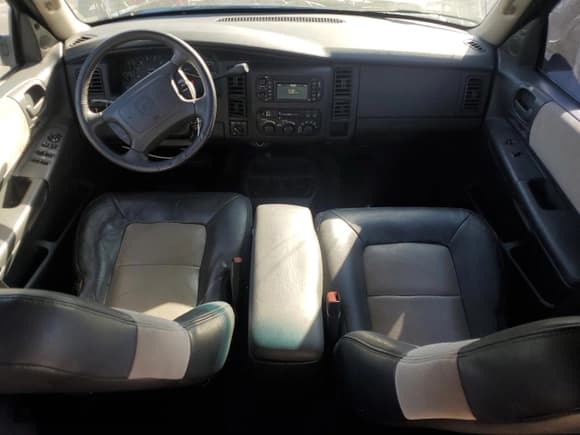 ✅ 2001 Dodge Durango • VIN: 1B4HS28Z01F549270 • Lot: 91891925. Wystawiony na Copart z przebiegiem 103 495 mil. Bezpłatny archiwum sprzedaży aukcyjnych z USA i szczegółowy raport historii pojazdu na DreamBid. Zdjęcie 8.