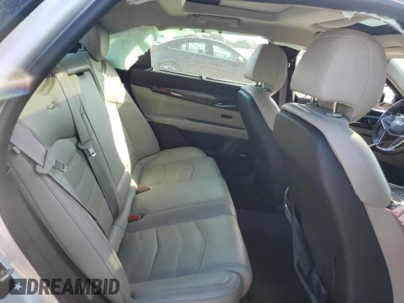 ✅ 2017 Cadillac CT6 Luxury AWD • VIN: 1G6KD5RS1HU204358 • Лот: 68110235. Опубликован ранее на Copart с пробегом 106 351 миль. Бесплатный доступ к архиву аукционных продаж из США и подробный отчёт об истории автомобиля на DreamBid. Изображение 10.