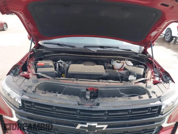 ✅ 2024 Chevrolet Tahoe RST • VIN: 1GNSCRKD7RR409245 • Lot: 42133470. Wystawiony na IAAI z przebiegiem 11 051 mil. Bezpłatny archiwum sprzedaży aukcyjnych z USA i szczegółowy raport historii pojazdu na DreamBid. Zdjęcie 10.