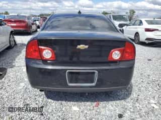 2012 Chevrolet Malibu 1LS z VIN 1G1ZB5E0XCF156340, wystawiony jako Copart lot #86523055 z przebiegiem 121 189 mil mil oraz Szkoda całkowita • Salvage title. Historia ofert i sprzedaży dostępna na DreamBid. Obrazek 6.