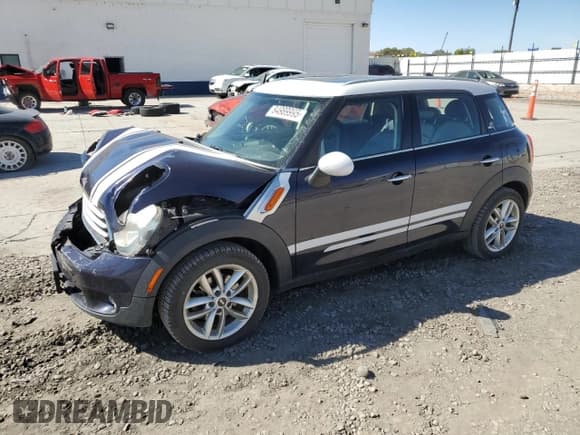 ✅ 2012 MINI Countryman • VIN: WMWZB3C53CWM05634 • Лот: 84989995. Опубликован ранее на Copart с пробегом 121 320 миль. Бесплатный доступ к архиву аукционных продаж из США и подробный отчёт об истории автомобиля на DreamBid. Изображение 1.