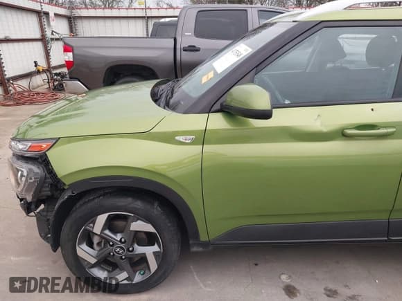 ✅ 2021 Hyundai Venue Denim • VIN: KMHRC8A3XMU082402 • Lot: 41753548. Listed on IAAI with 64,383 mi. Free auction sales archive from the USA and detailed vehicle history report at DreamBid. Image 18.