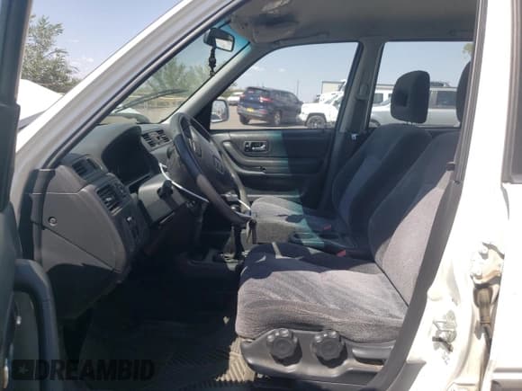 ✅ 2001 Honda CR-V EX • VIN: JHLRD17631S027116 • Lot: 67655854. Wystawiony na Copart z przebiegiem 186 492 mil. Bezpłatny archiwum sprzedaży aukcyjnych z USA i szczegółowy raport historii pojazdu na DreamBid. Zdjęcie 7.