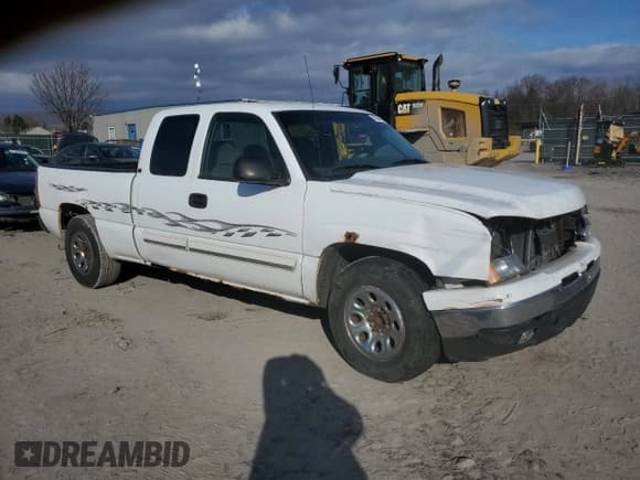 ✅ 2006 Chevrolet Silverado 1500 LT1 • VIN: 1GCEC19T16Z121074 • Лот: 47811945. Опубликован ранее на Copart с пробегом Не указан. Бесплатный доступ к архиву аукционных продаж из США и подробный отчёт об истории автомобиля на DreamBid. Изображение 4.