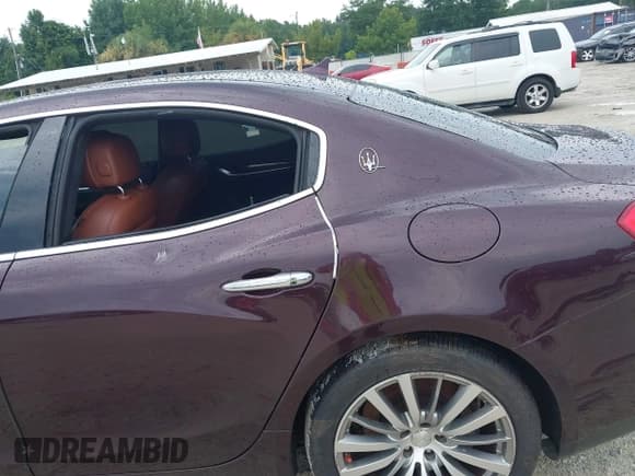 ✅ 2015 Maserati Ghibli S Q4 • VIN: ZAM57RTA6F1133743 • Lot: 42854956. Listed on IAAI with 91,893 mi. Free auction sales archive from the USA and detailed vehicle history report at DreamBid. Image 6.