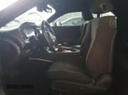 ✅ 2019 Dodge Challenger SXT • VIN: 2C3CDZAG5KH708345 • Lot: 48096914. Wystawiony na Copart z przebiegiem Nie podano. Bezpłatny archiwum sprzedaży aukcyjnych z USA i szczegółowy raport historii pojazdu na DreamBid. Zdjęcie 7.