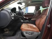 ✅ 2017 Volkswagen Touareg Executive • VIN: WVGGF7BP5HD001497 • Lot: 39641554. Listed on Copart with 81,525 mi. Free auction sales archive from the USA and detailed vehicle history report at DreamBid. Image 7.