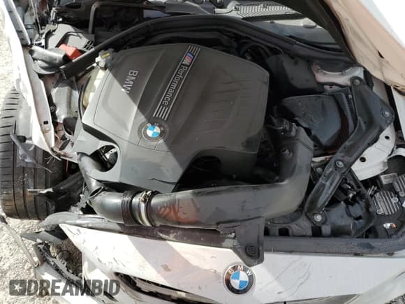 ✅ 2016 BMW 2 Series M235i • VIN: WBA1M1C52GV394696 • Lot: 43650665. Wystawiony na Copart z przebiegiem Nie podano. Bezpłatny archiwum sprzedaży aukcyjnych z USA i szczegółowy raport historii pojazdu na DreamBid. Zdjęcie 12.