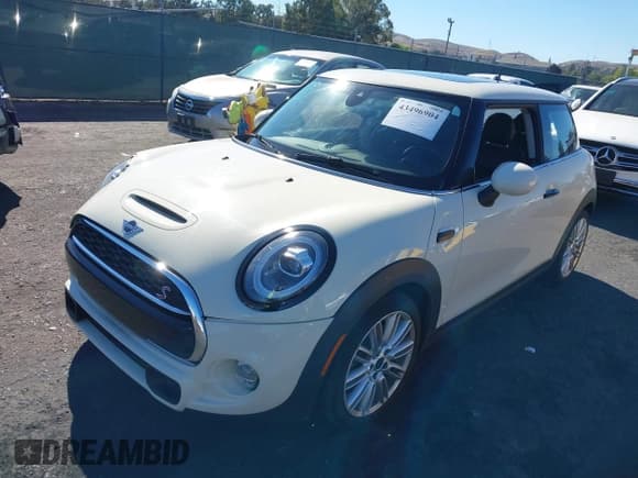 ✅ 2019 MINI Hardtop Cooper S • VIN: WMWXP7C57K2H60685 • Lot: 43496904. Listed on IAAI with 41,543 mi. Free auction sales archive from the USA and detailed vehicle history report at DreamBid. Image 2.
